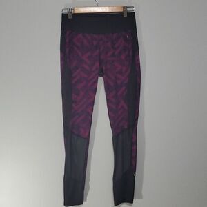 Danskin NOW pants women's size small ( size 4 - 6 ) black burgundy legging